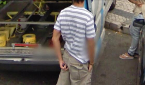 Sim, essa imagem está disponível no Google Street View. (Reprodução)