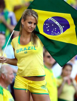 Maioria dos brasileiros visita apenas sites em português, diz estudo