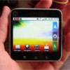 Motorola Flipout, o mini-celular com Android 2.1