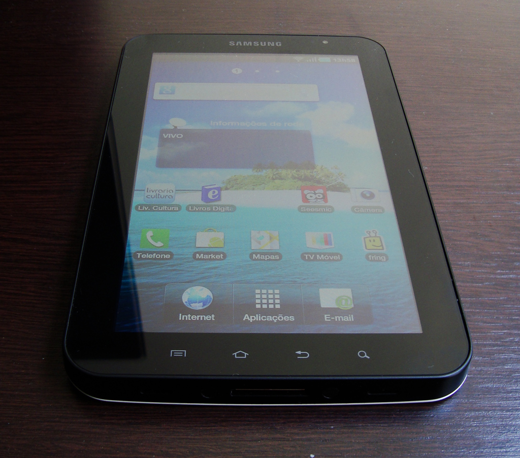 Uma olhada no Samsung Galaxy Tab com Android 2.2