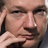 Julian Assange consegue asilo político no Equador
