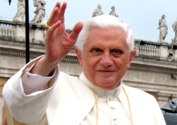 Papa Bento 16 proíbe perfil fake nas mídias sociais