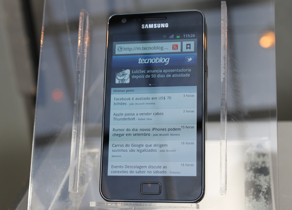 Galaxy S II será vendido pela TIM, Vivo e Claro no Brasil