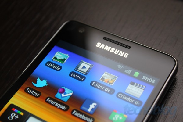 Samsung Galaxy S2 (Imagem: Rafael Silva/Tecnoblog)