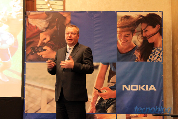 Momentos mais importantes da coletiva com Stephen Elop, CEO da Nokia