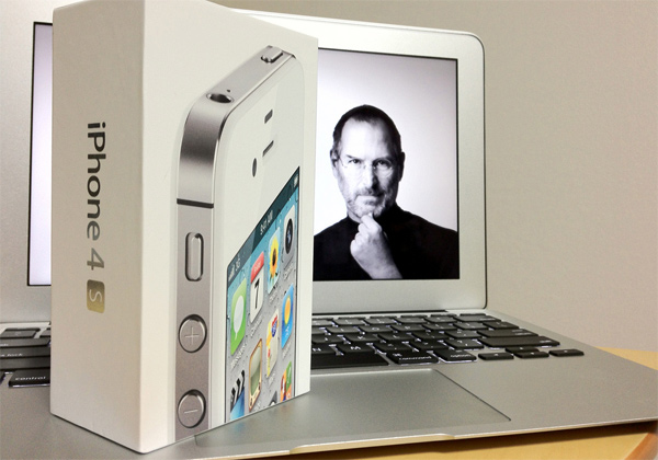 Steve Jobs pretendia criar operadora de celular