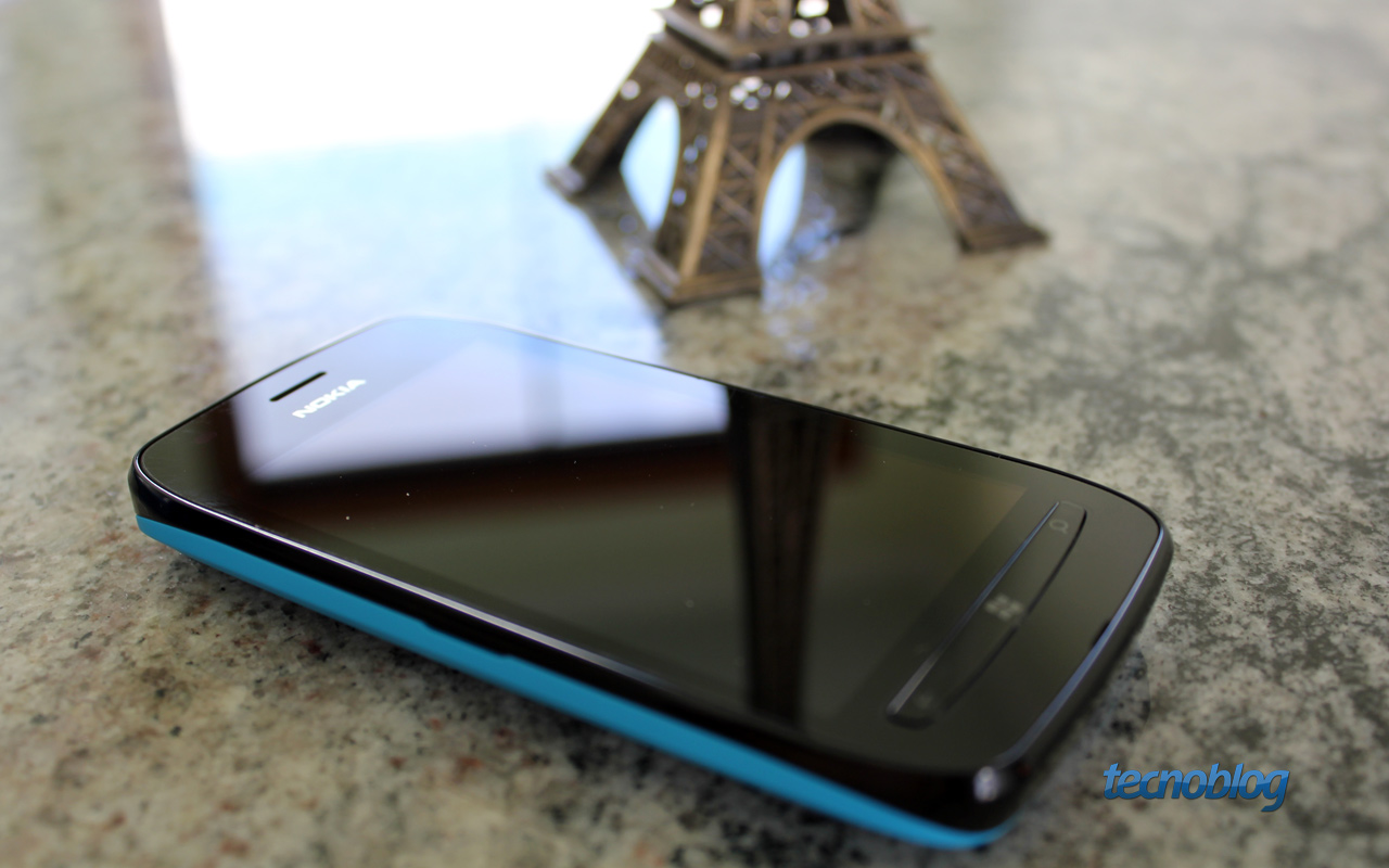 Lumia 710, o smartphone básico com Windows Phone