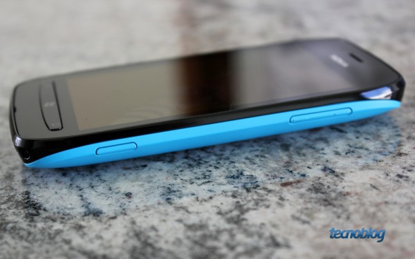 Lumia 710 (foto: Lucas Braga / Tecnoblog)