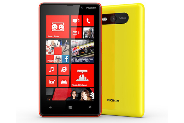 Nokia Lumia 820 é o smartphone intermediário com Apollo