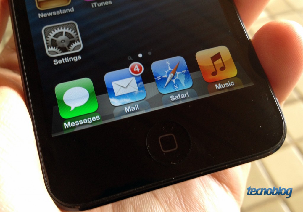 iPod Touch era quase que um iPhone sem redes móveis; acesso à internet era feito via Wi-Fi (Imagem: Tecnoblog)