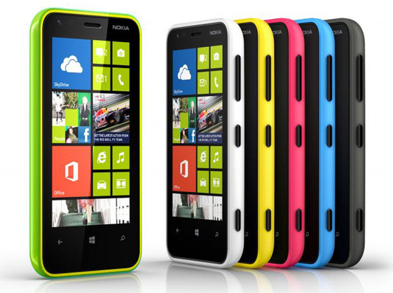 Nokia anuncia mais um Windows Phone baratinho: Lumia 620