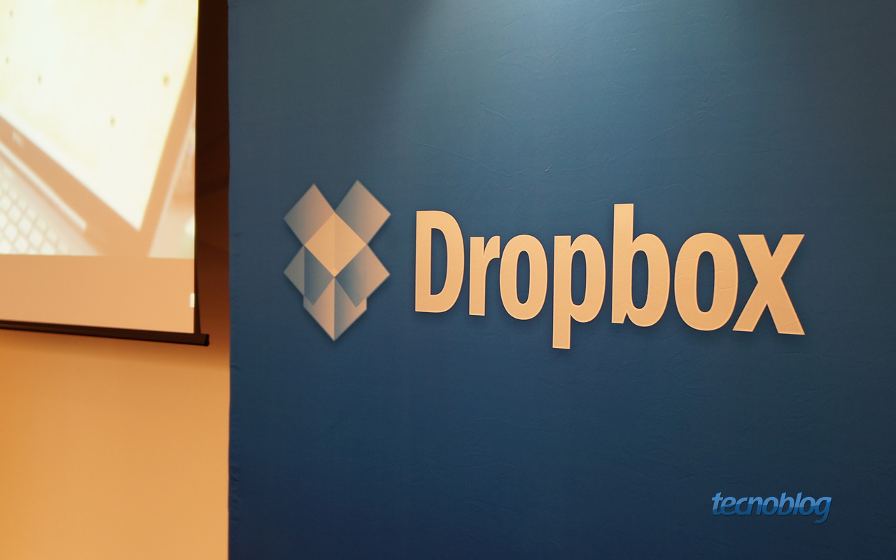 Dropbox anuncia interface em português