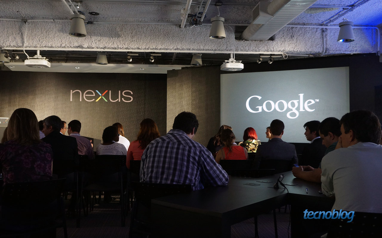 Google lança Nexus 4 no Brasil