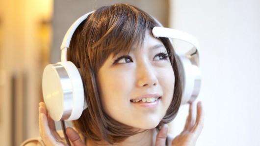 Mico é um fone de ouvido que escaneia seu cérebro para descobrir que música tocar