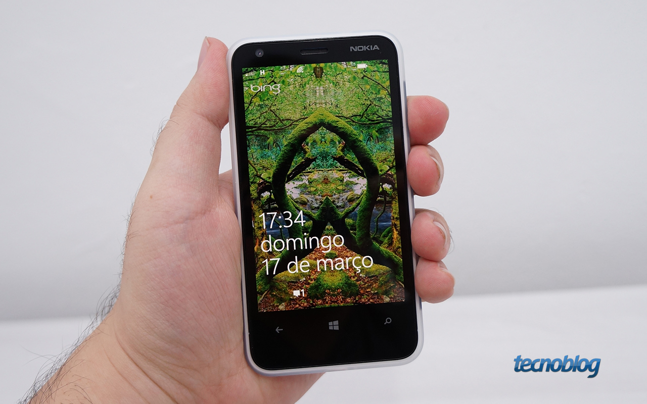 Nokia Lumia 620, um Windows Phone 8 acessível