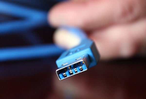 Recém-aprovado, USB 3.1 terá velocidade de até 10 Gb/s