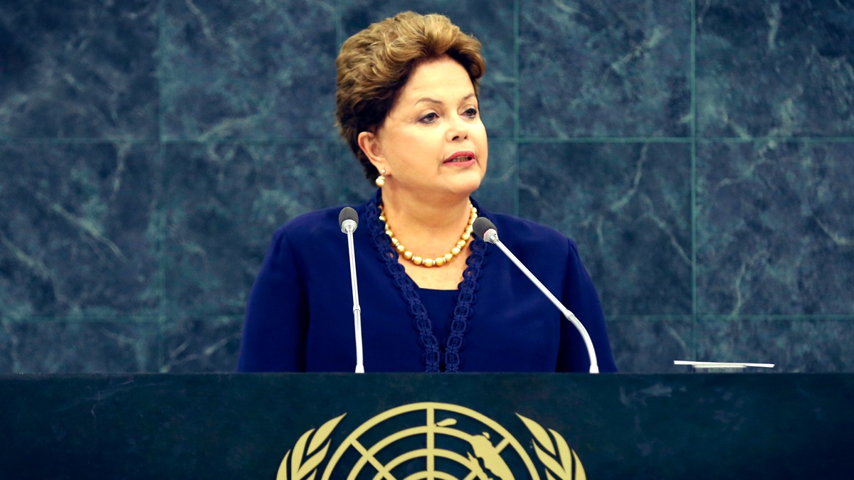 Dilma abriu o encontro da Assembleia Geral da ONU (foto das Nações Unidas com tratamento de imagem por Thássius Veloso)
