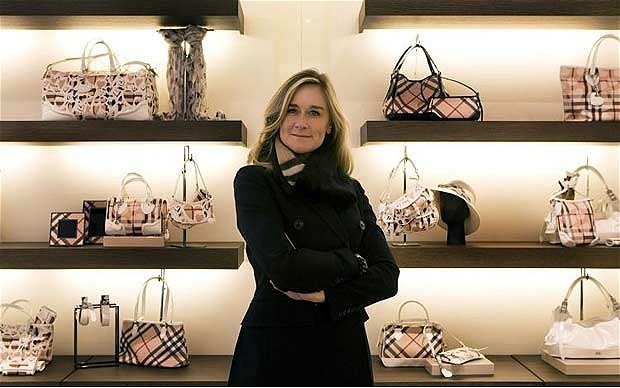 Mais gente da moda: Apple contrata Angela Ahrendts, ex-CEO da Burberry