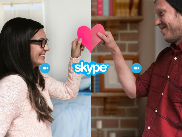 Metade dos relacionamentos à distância sobrevive graças ao Skype, diz pesquisa
