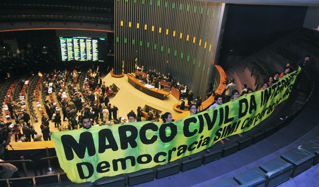 Comissões do Senado aprovam Marco Civil da Internet; texto pode ser votado no plenário ainda hoje