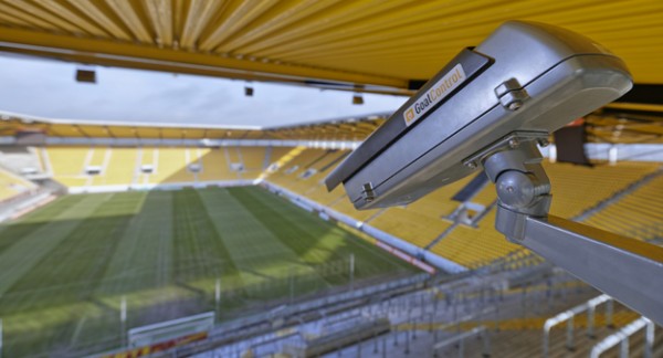Uma das 14 câmeras do GoalControl-4D espalhadas pelos estádios