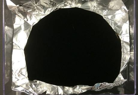 Material preto mais preto de todos reflete só 0,04% da luz