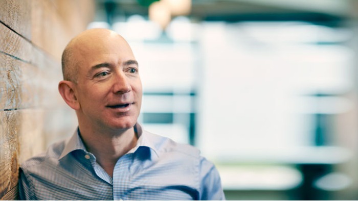 Jeff Bezos: o dono da bola