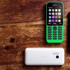 Nokia 215 é um celular barato que acessa a internet e dura até um mês na bateria
