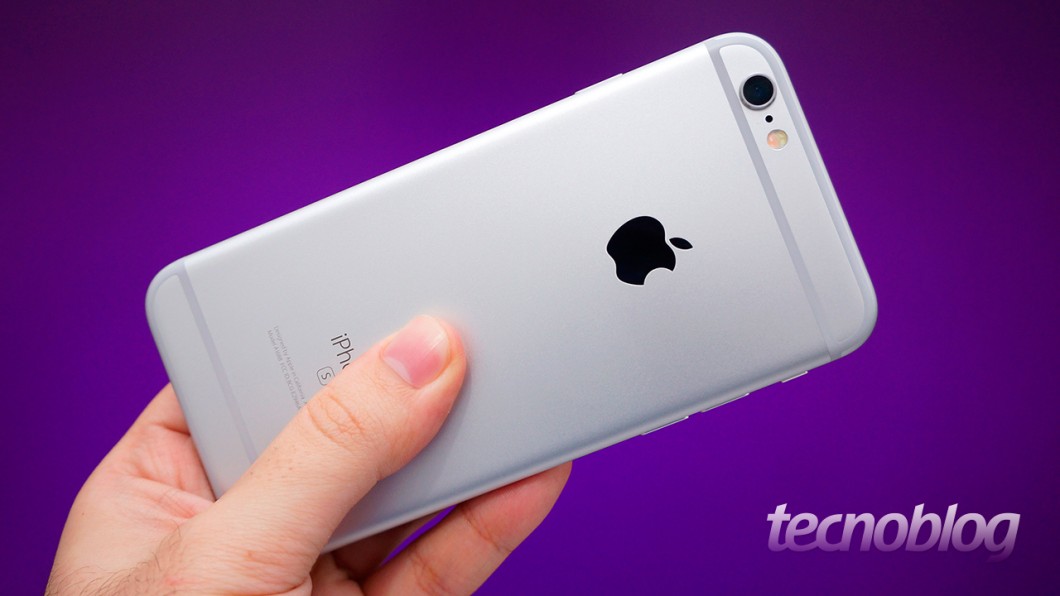 iPhone 6s (imagem: Paulo Higa/Tecnoblog)