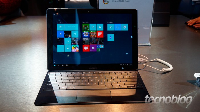 Uma olhada de perto no Galaxy TabPro S, o tablet da Samsung com Windows 10