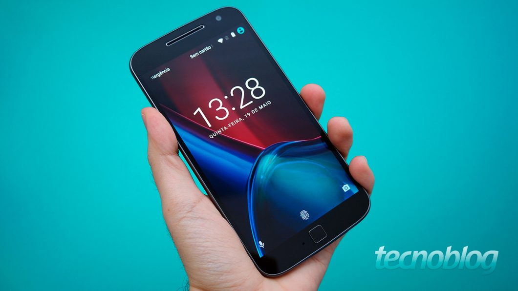 Motorola lança Moto G4 Plus com extras para câmera e segurança