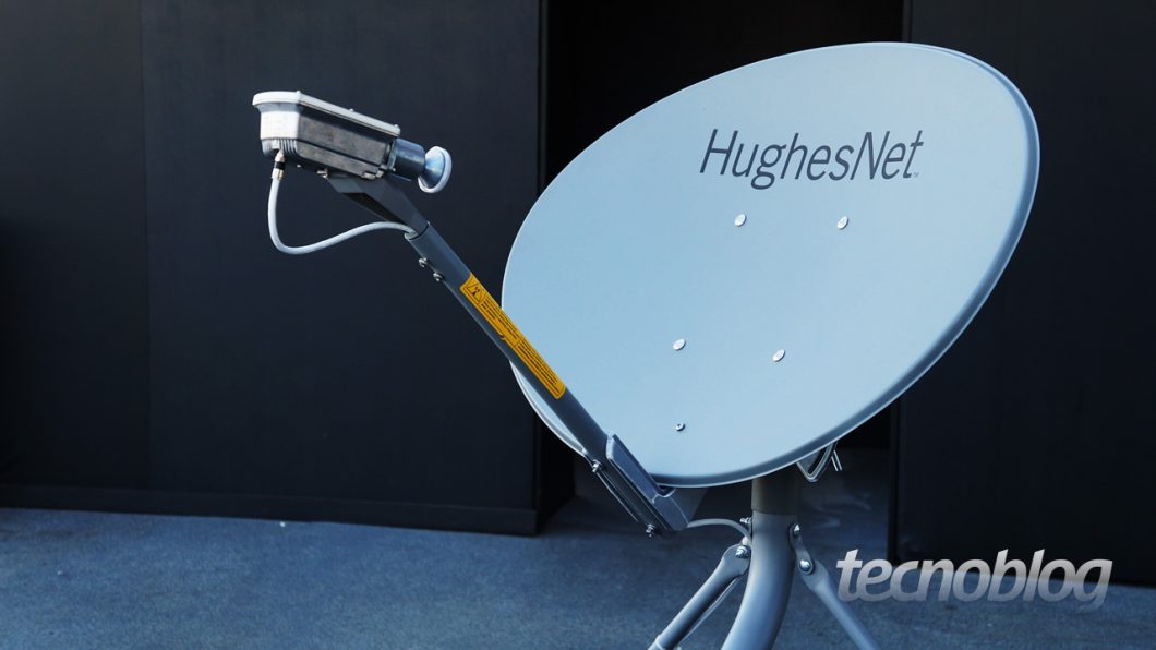 HughesNet - antena