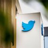 Twitter vai remover selo de verificação de quem violar regras dentro e fora da rede social