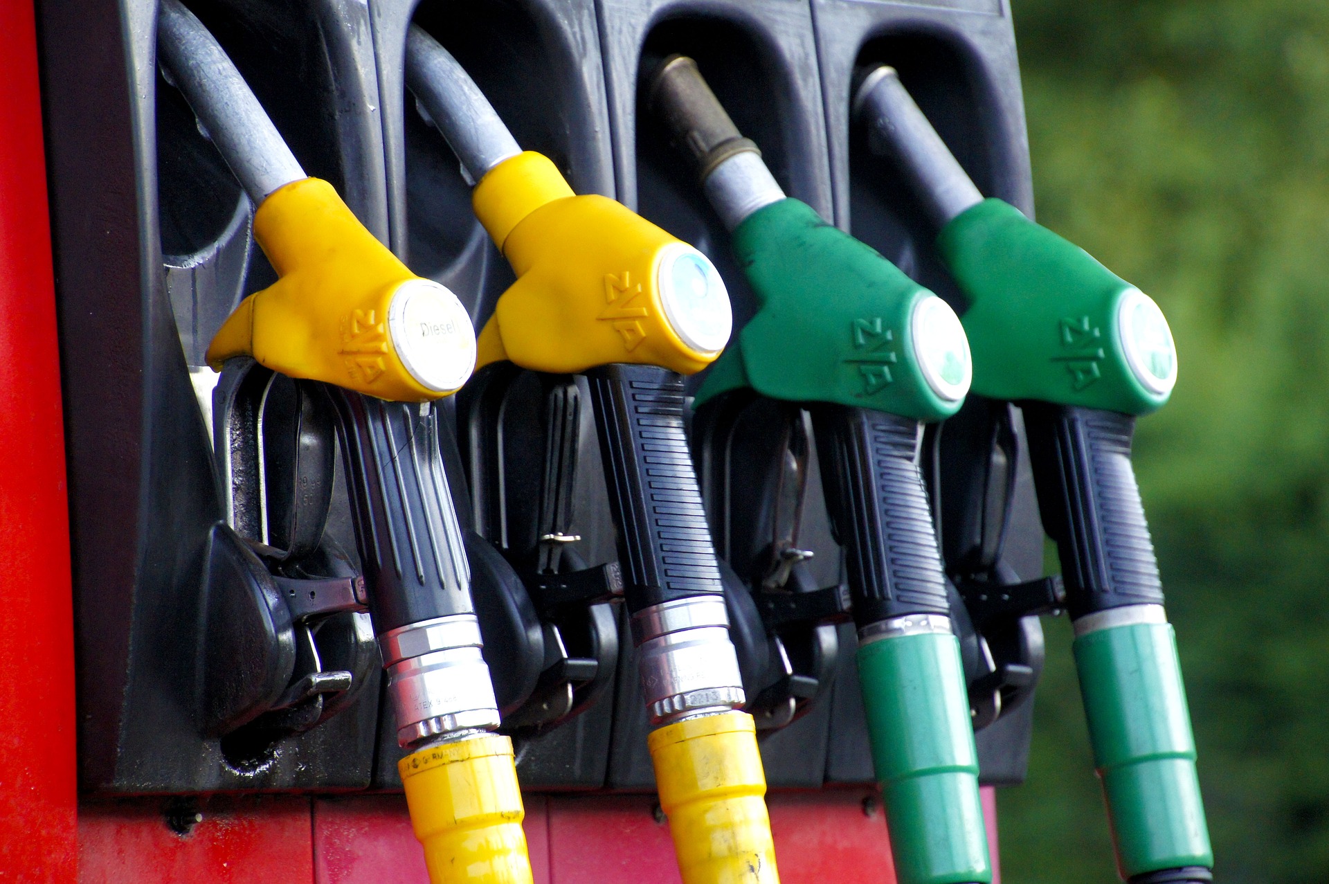 Projeto de lei quer proibir carros a gasolina ou diesel no Brasil até 2040