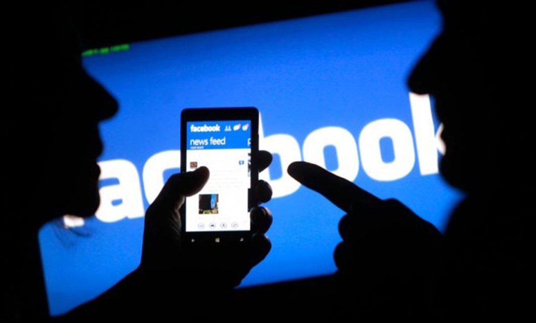 Facebook bloqueia anúncios de páginas que espalham conteúdo falso
