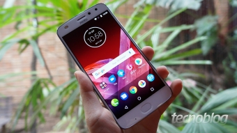 Uma olhada no Moto Z2 Play: quando melhorar estraga