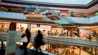 Shoppings querem taxar compras online retiradas na loja