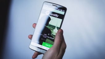 2 milhões de usuários usam apps ilegais para burlar anúncios no Spotify