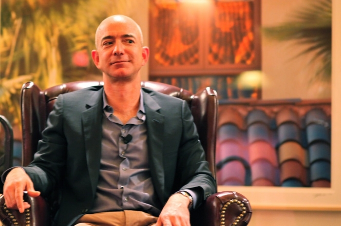 Jeff Bezos, da Amazon, ultrapassa Bill Gates como homem mais rico do mundo