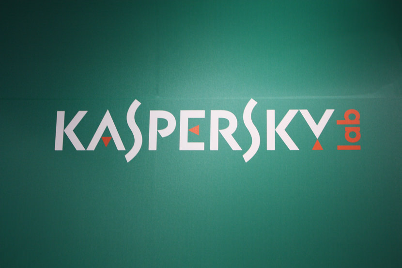 Kaspersky processa governo dos EUA após proibição de seus softwares