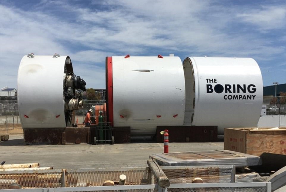 O projeto de Elon Musk para resolver congestionamentos usando túneis subterrâneos