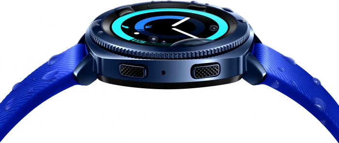 Samsung Gear Sport is a more compact smartwatch for swimming, running and paying