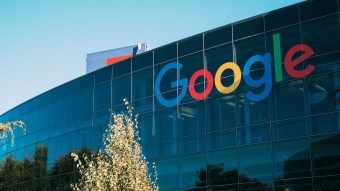 Engenheiro demitido do Google abre queixa trabalhista em polêmica sobre diversidade