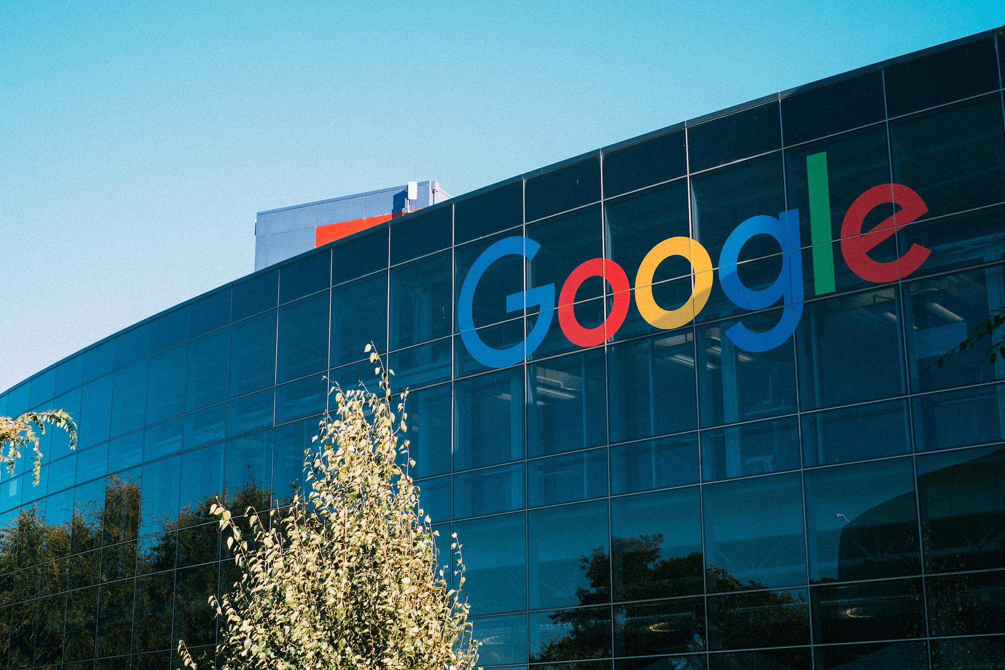 Google não irá renovar contrato com o Pentágono após críticas de funcionários