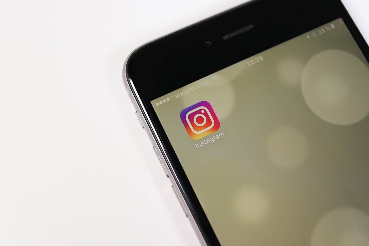 Instagram restringe acesso de serviços de terceiros após caso Cambridge Analytica