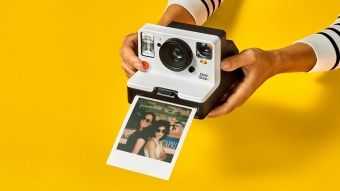 Polaroid OneStep 2 é uma câmera instantânea fácil de usar por US$ 100