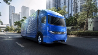 Daimler apresenta caminhão elétrico com autonomia de 350 quilômetros
