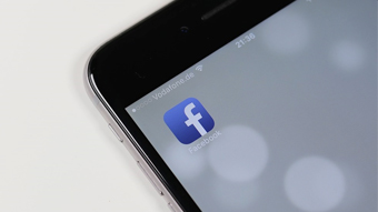Facebook testa exibição de currículo no seu perfil