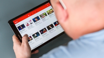 YouTube testa vídeos que tocam automaticamente no app para Android