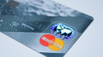 EUA deixam de exigir assinatura no recibo para compras com cartão de crédito